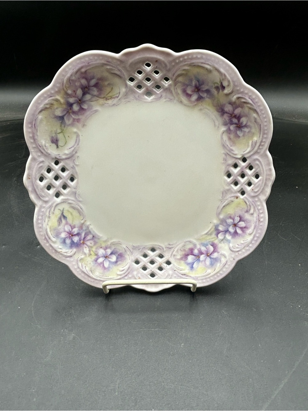 Decorative Floral Scalloped Porcelain Plate in Lavender & Cream, purple